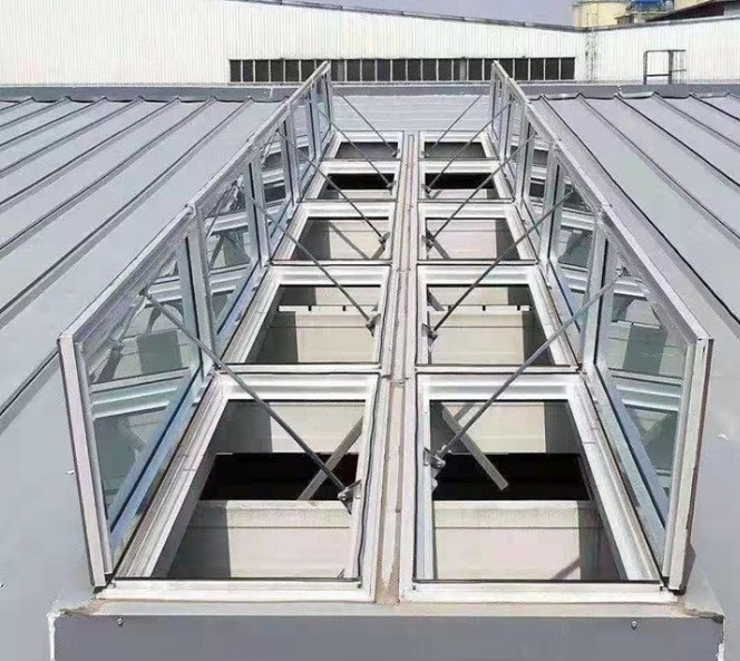 一字型電動(dòng)排煙天窗