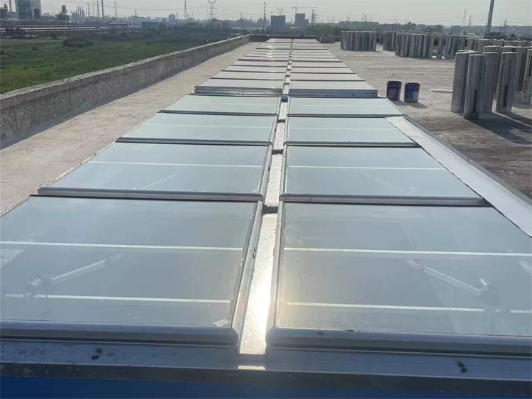 一字型電動(dòng)排煙天窗